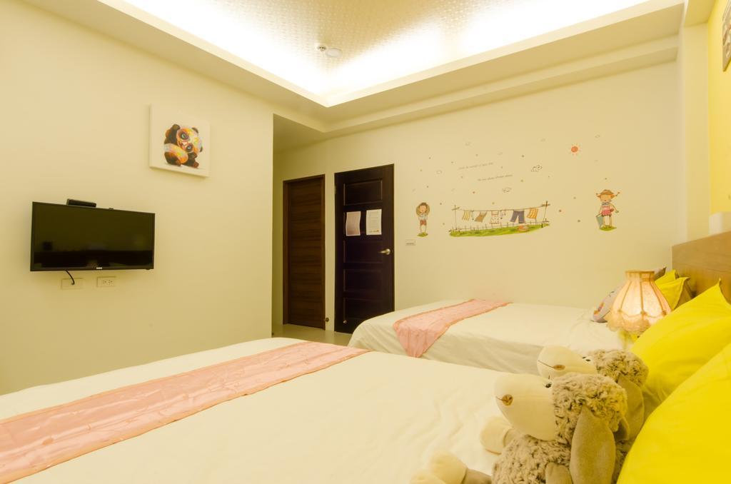 Smile Castle Apartment Luodong Bagian luar foto