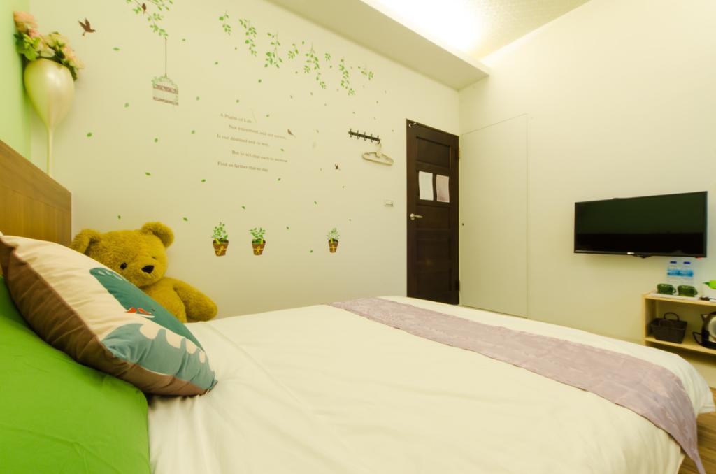 Smile Castle Apartment Luodong Bagian luar foto