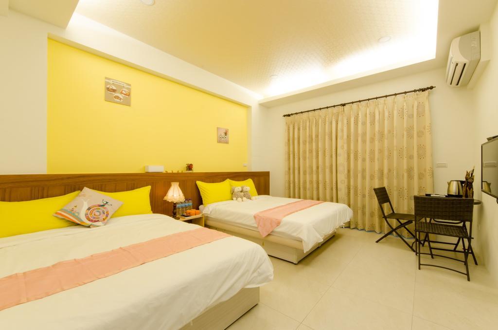 Smile Castle Apartment Luodong Bagian luar foto